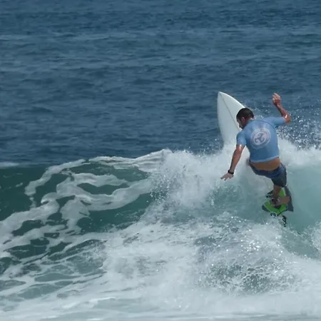 Llanes Surfcamp Hostel *