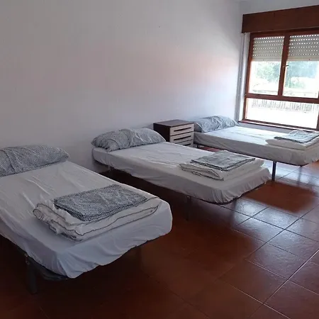 Llanes Surfcamp Hostel *