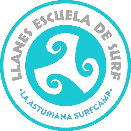 Llanes Surfcamp לאנס