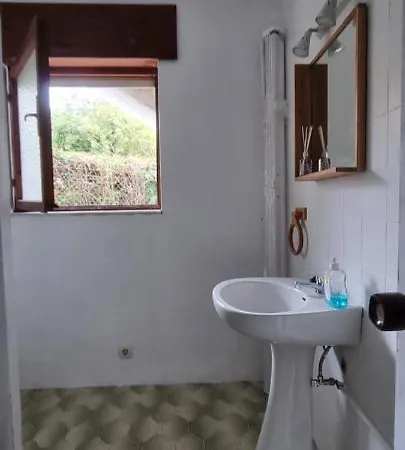 Llanes Surfcamp לאנס